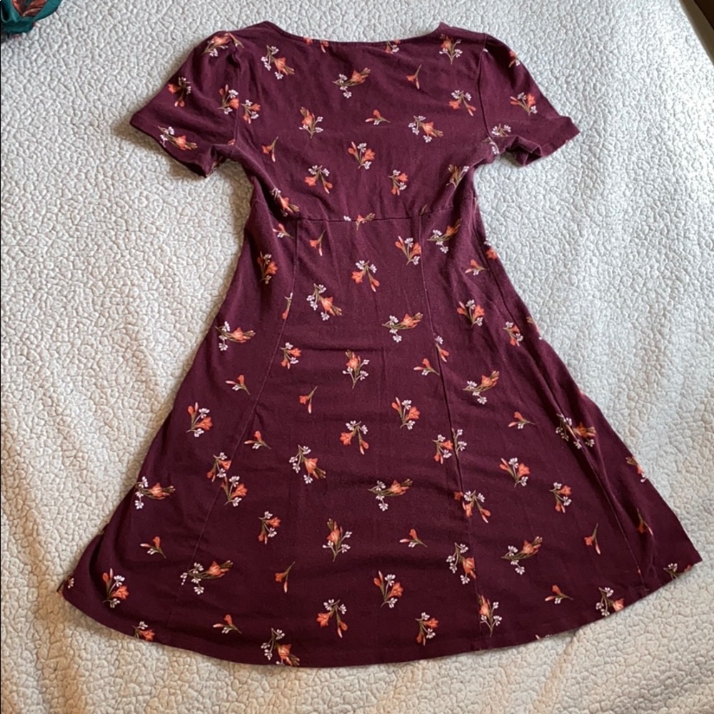 Short sleeve dress - Picture 2 of 4